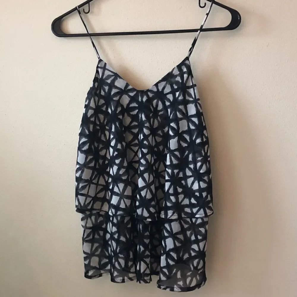 Black/White Patterned Layered Tank XS